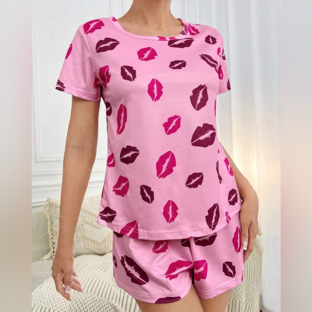 Lip Print Tee & Shorts PJ Set, NWT